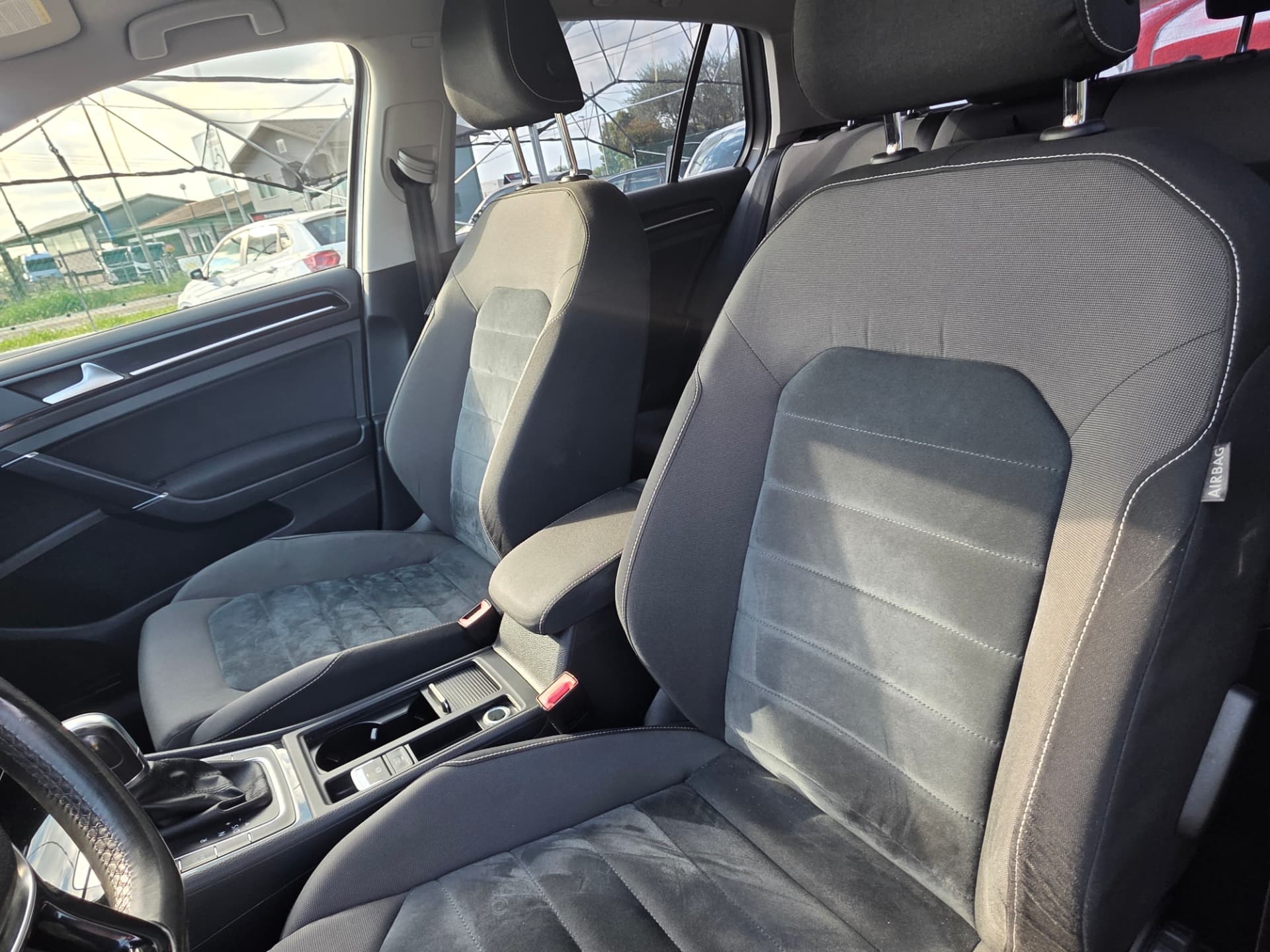 Volkswagen Golf VII 1.6 TDI Highline BlueMotion Tech usata — foto 13