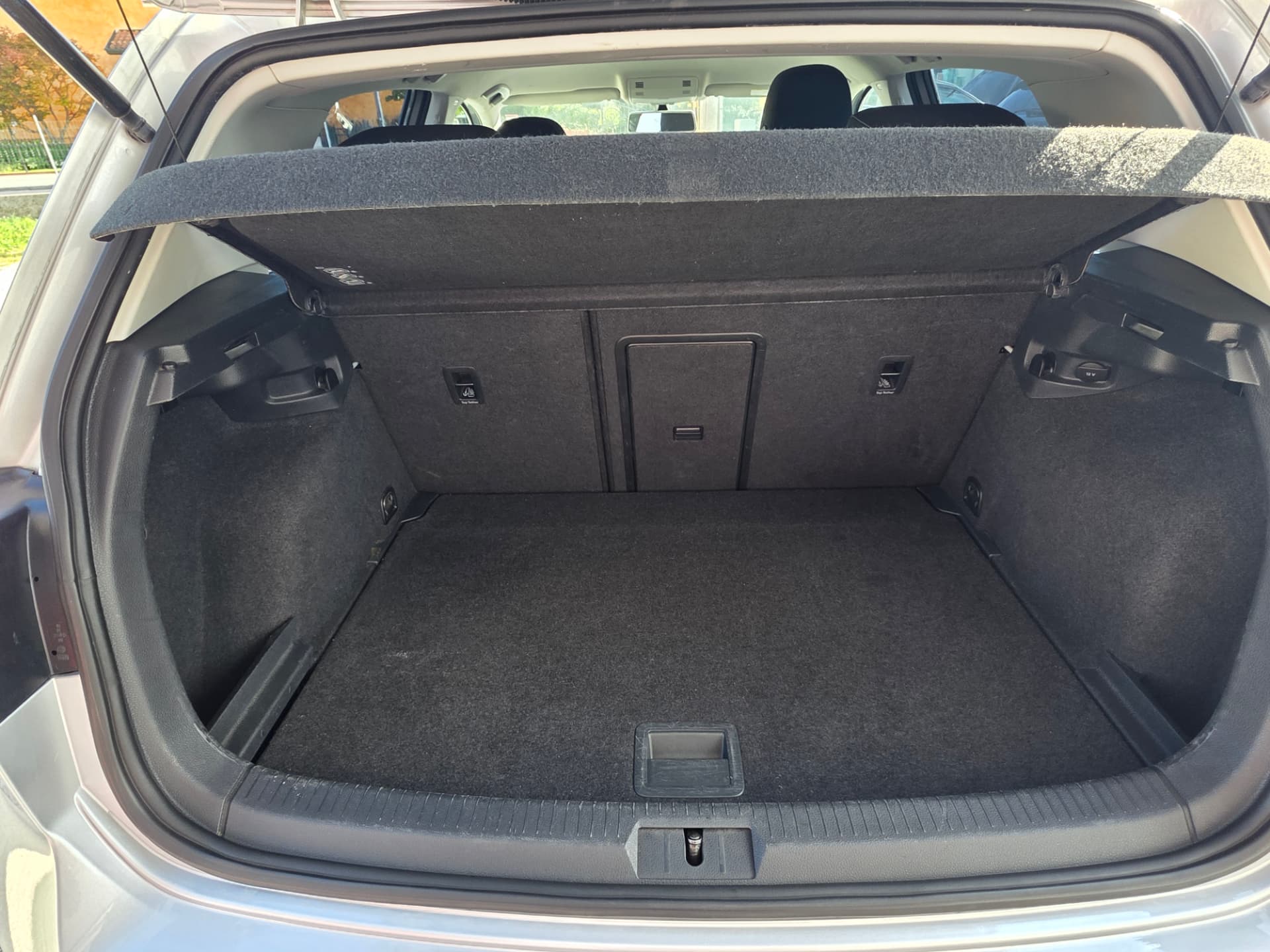 Volkswagen Golf VII 1.6 TDI Highline BlueMotion Tech usata — foto 19