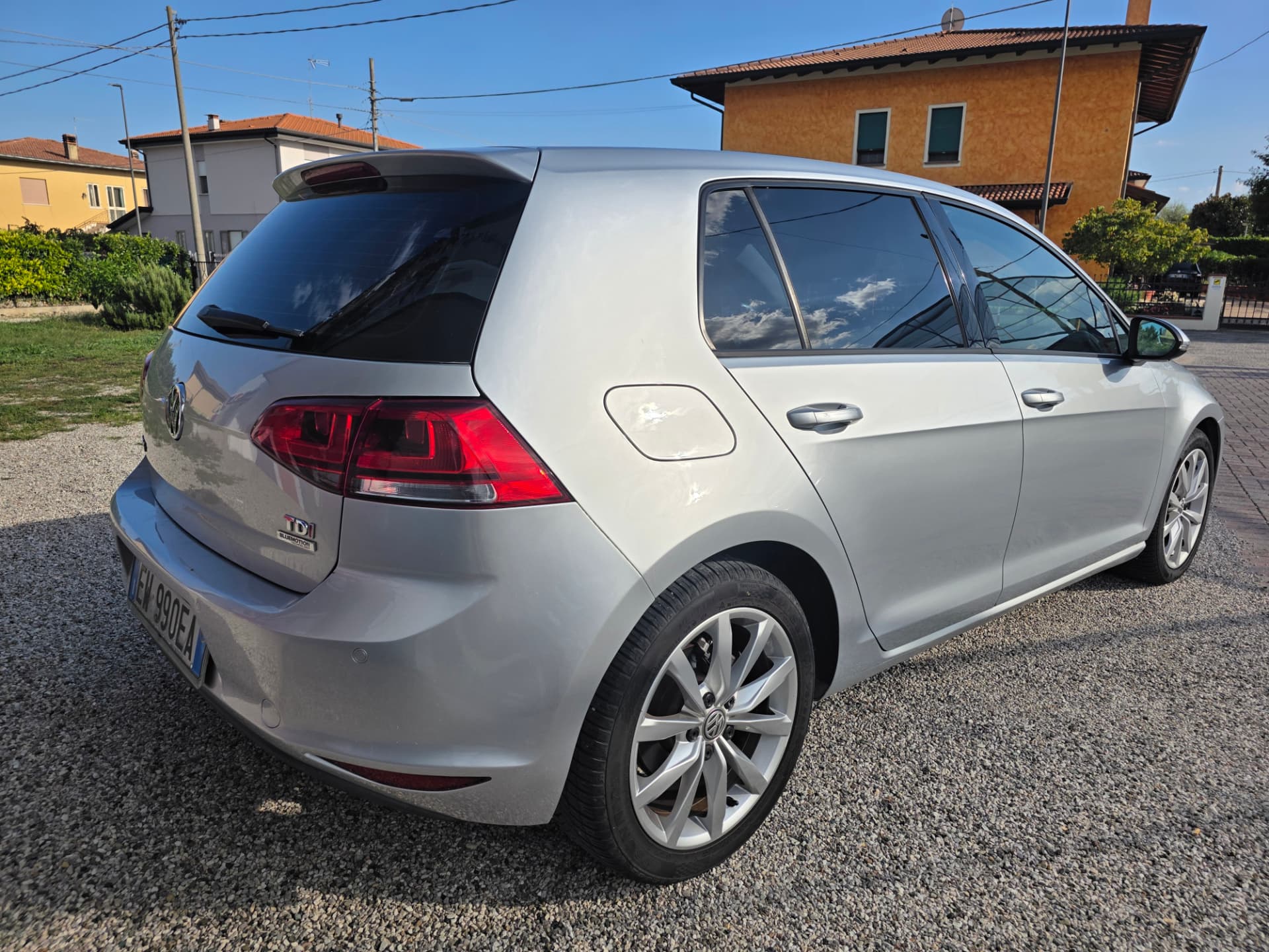 Volkswagen Golf VII 1.6 TDI Highline BlueMotion Tech usata — foto 8